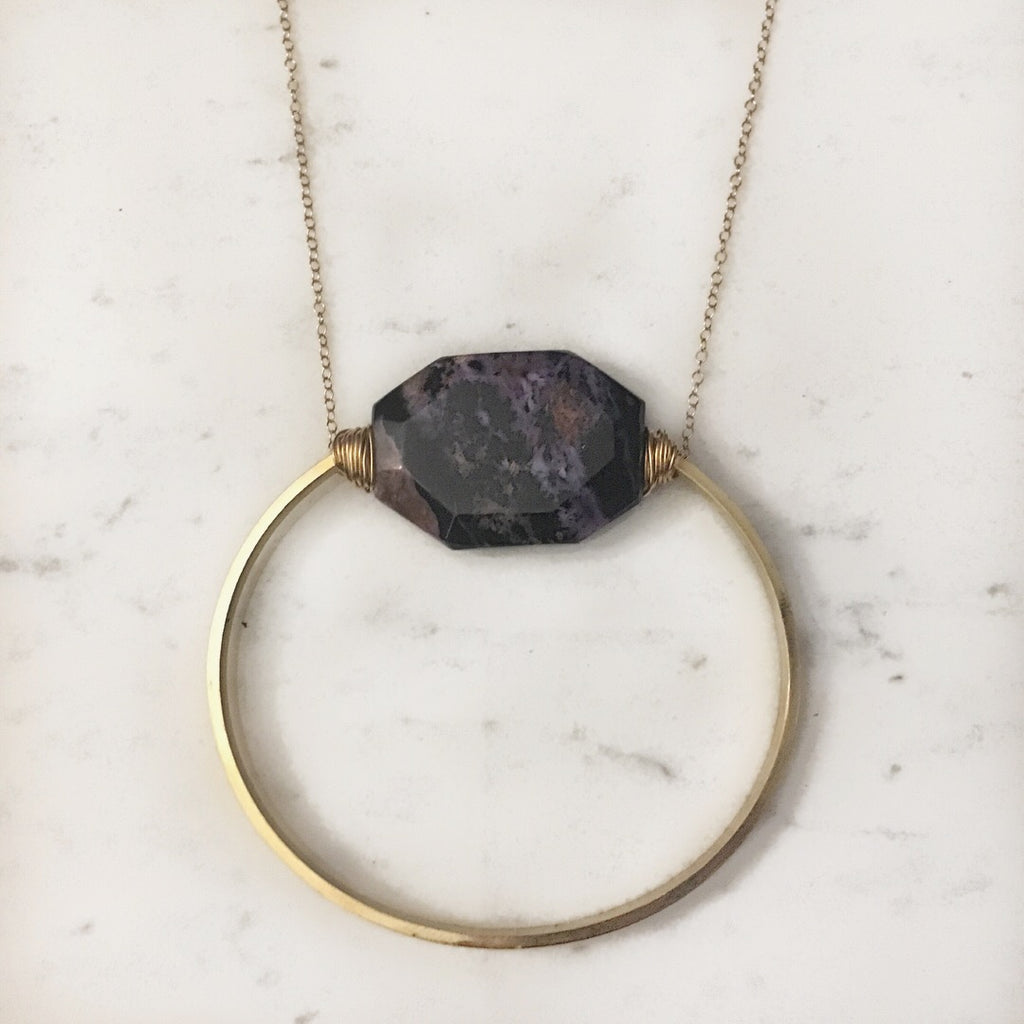 Chariote Full Circle Necklace