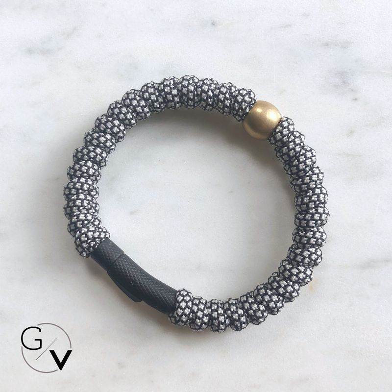 Yin & Yang Paracord Bracelet